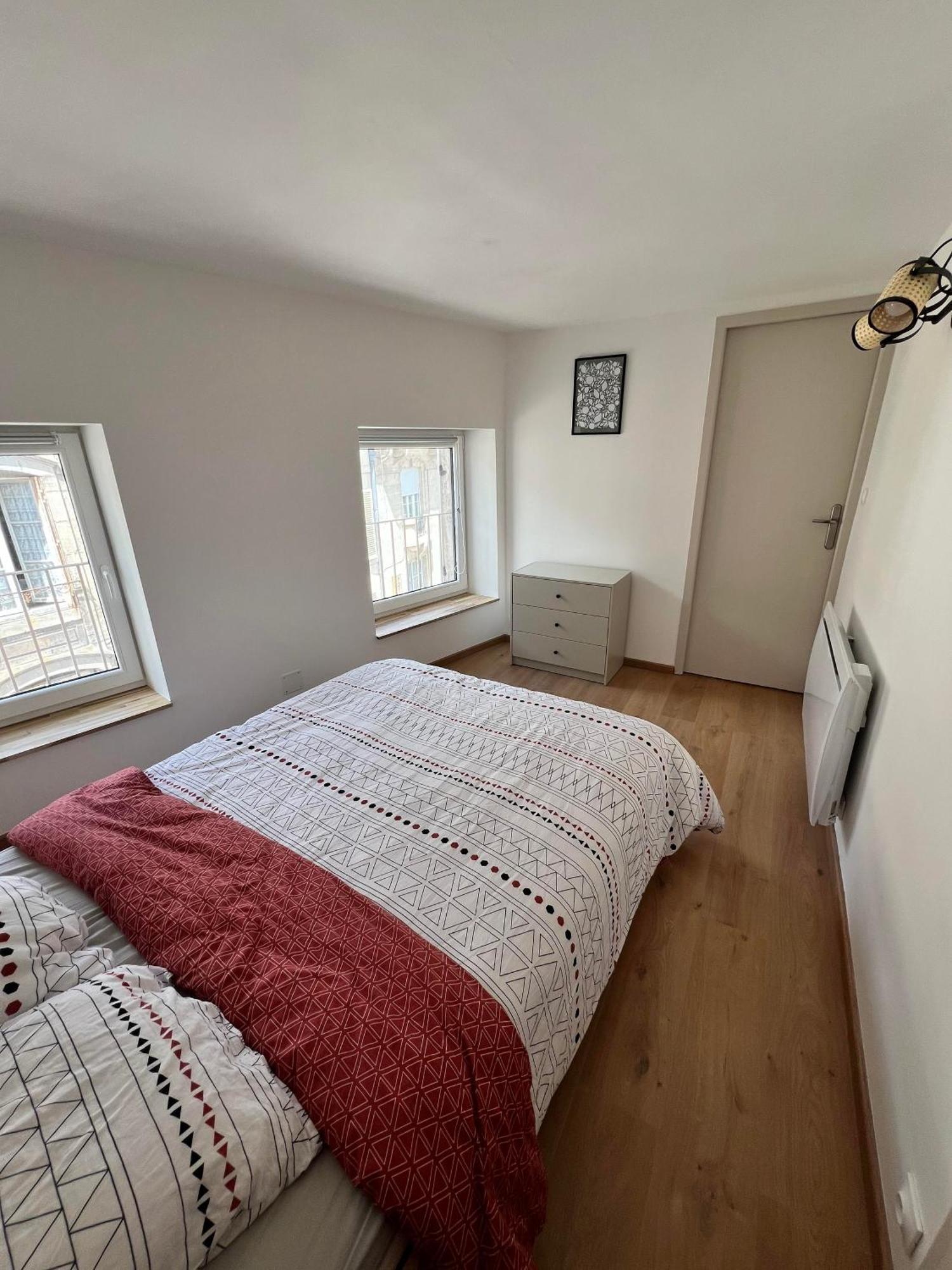 Chez Lucie&Pierre Appartement Relaxant - Centre Ville Verdun - Gere Par Prestazen'Services 외부 사진